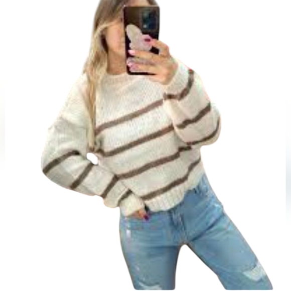 easel Sweaters - Women's sweater, EASEL brand, Los Angeles, size S, cream and gold color